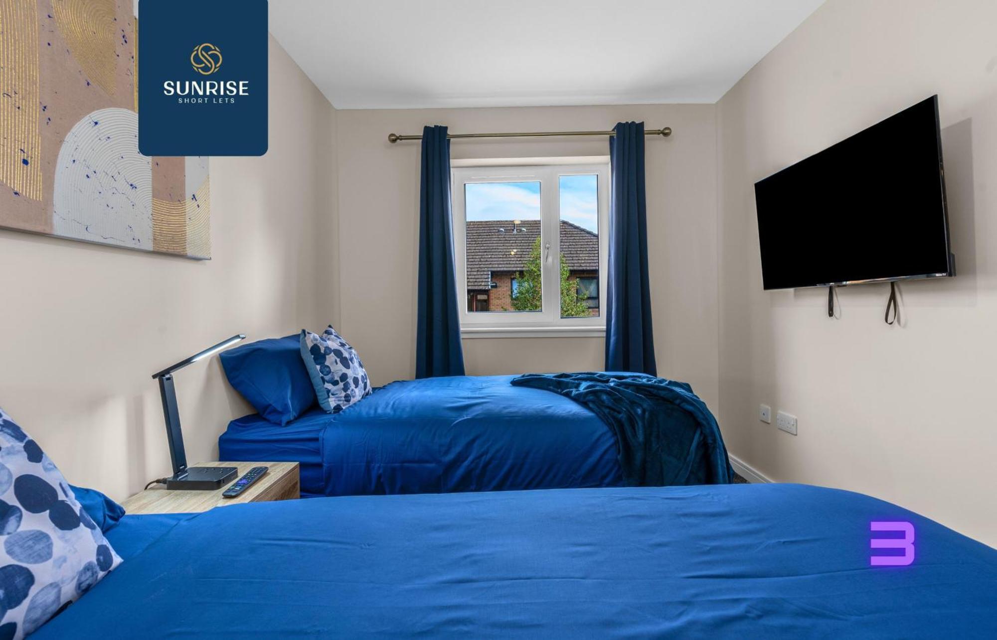 L2 - Stunning 4 Bed House With 6 Beds And 3 Bathrooms, Tvs In Each Room, Free Parking, Fully Equipped, Local Amenities, Easy Ring Road Access, Special Rates Ask Sunrise Short Lets Dundee Exteriér fotografie